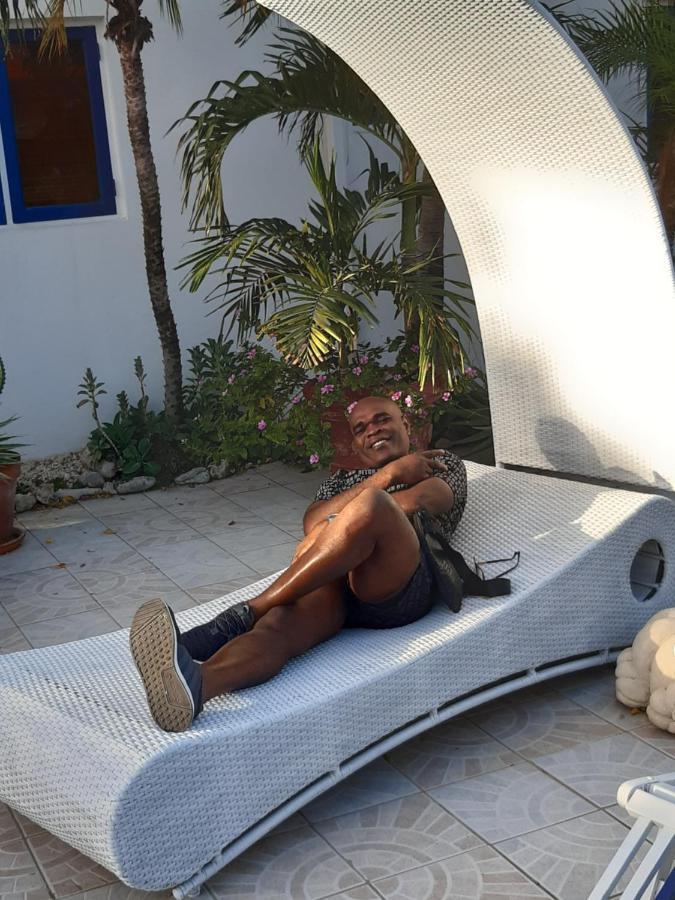 Harmony Hotel Hostel Aruba Tanki Leendert Esterno foto